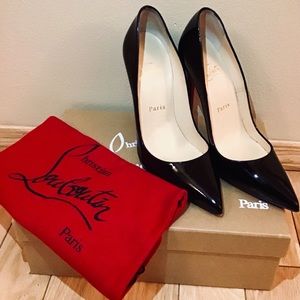 Christian Louboutin So Kate Heels